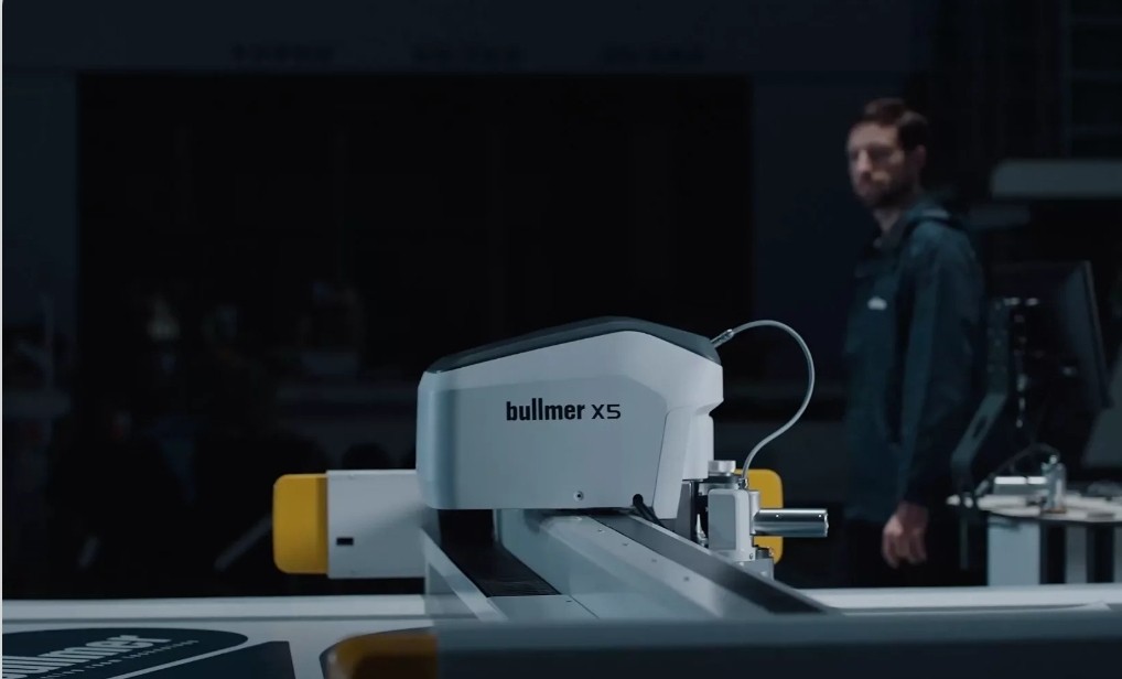 Bullmer X5 Premium Cut Tek Kat Kesim Makinesi