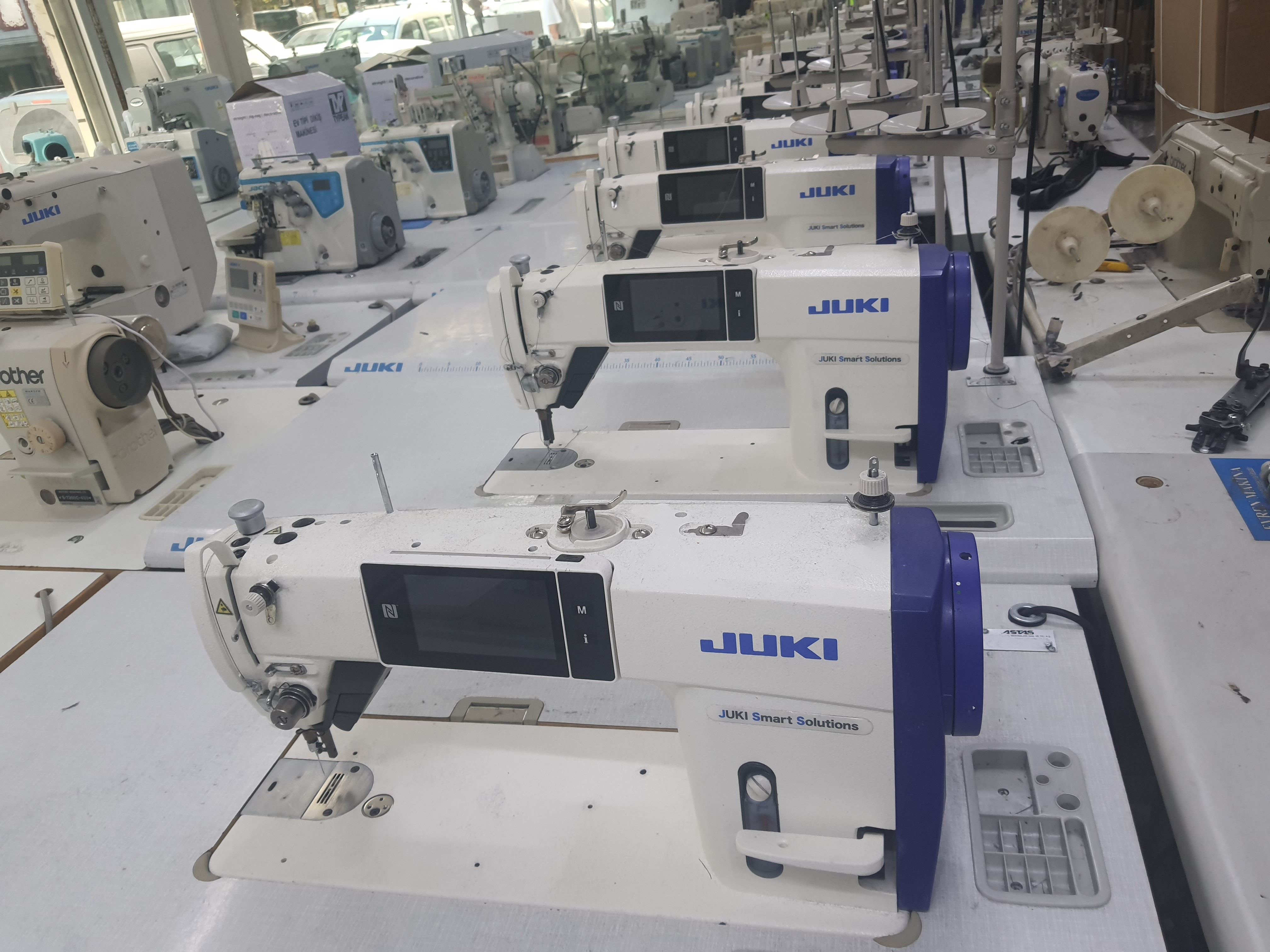 Juki DDL 9000CF Full Digital Düz Dikiş Makinesi